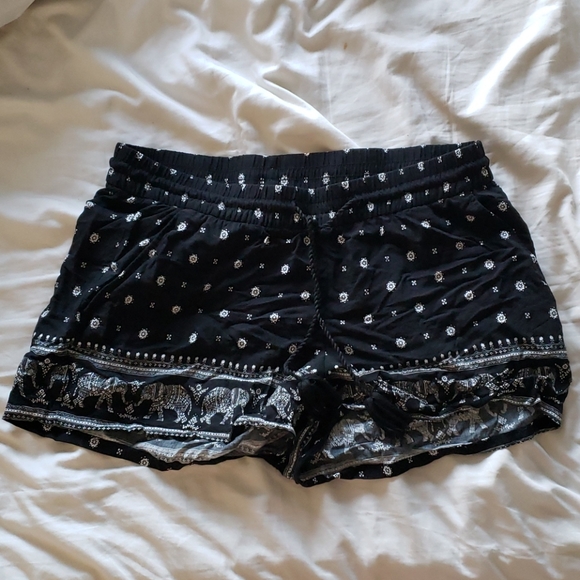 Old Navy shorts - Picture 1 of 1